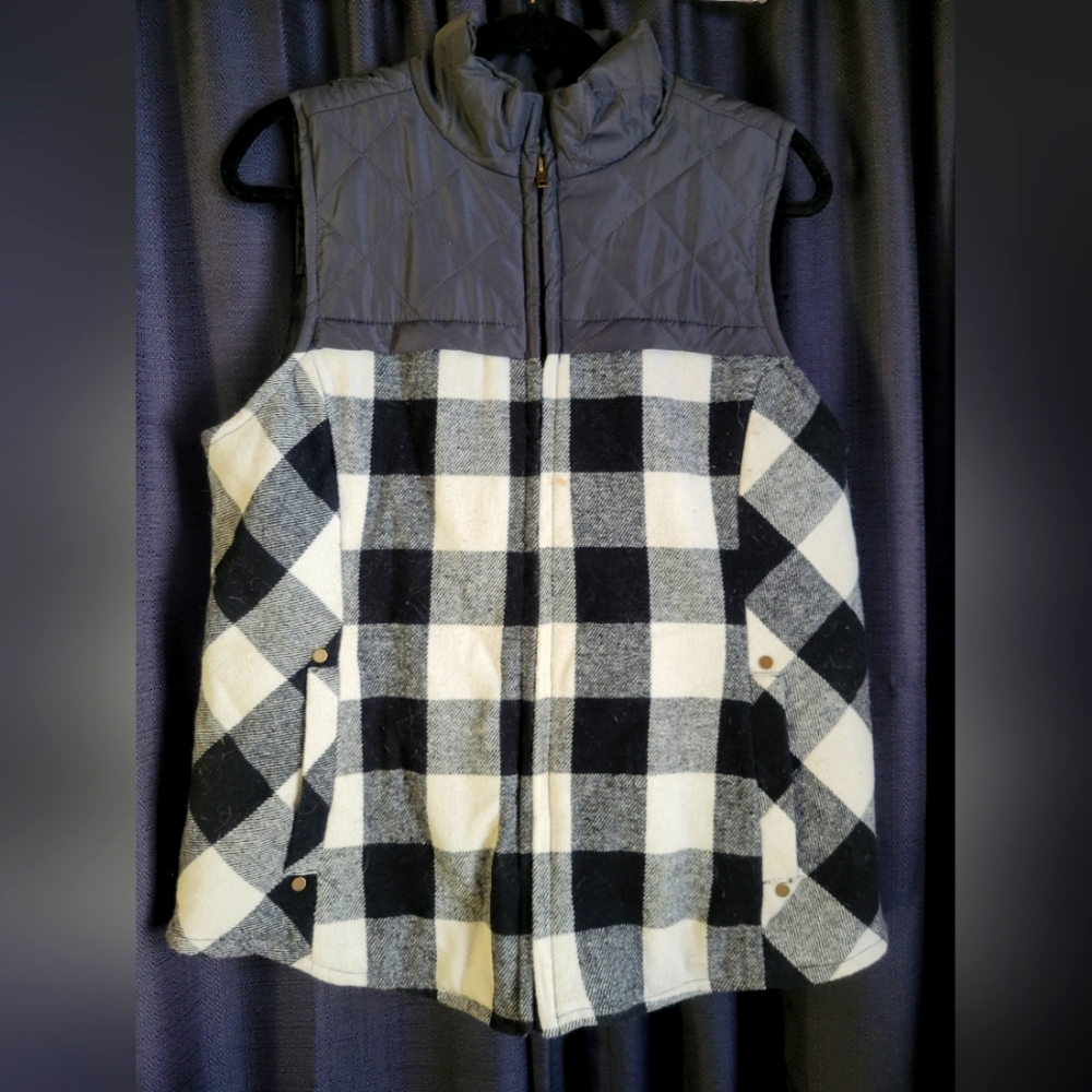 Maurices Plaid Vest